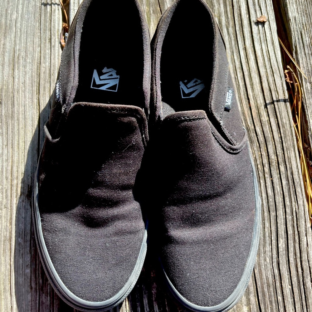Like new VANS slip ons!